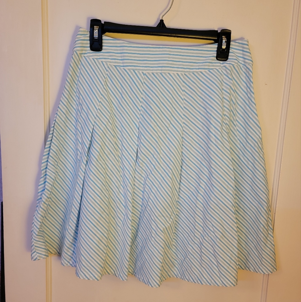 Izod Skirt